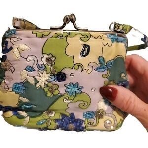 Vintage Womens Multicolor Floral Beaded Made in India Small Evening Bag CUTE!